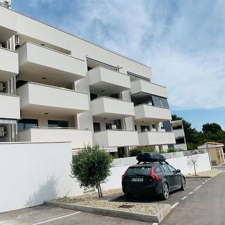 Fisherman'S Apartment Premantura Exterior foto