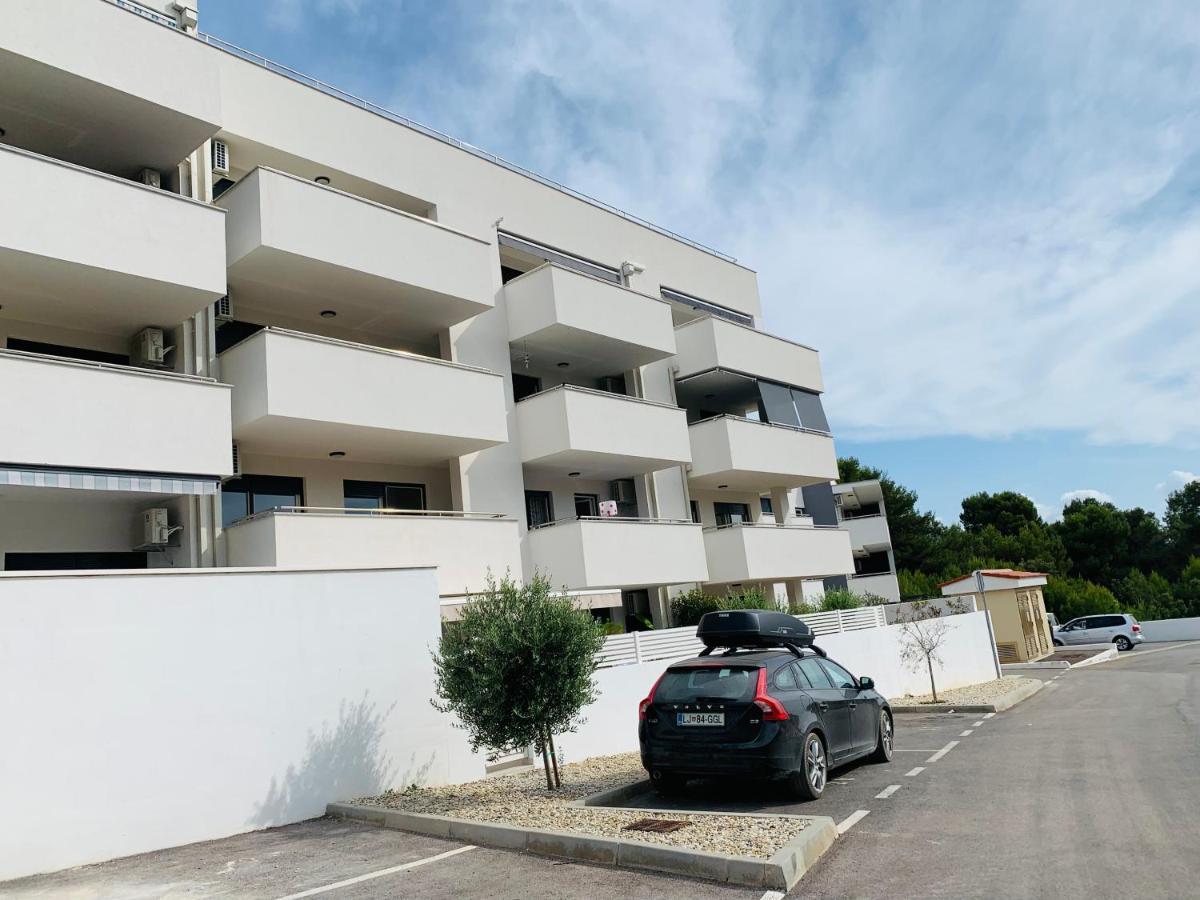 Fisherman'S Apartment Premantura Exterior foto